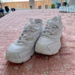 NIKE Zoom Air Fire Photon Dust Women’s Size 8 White/Off White